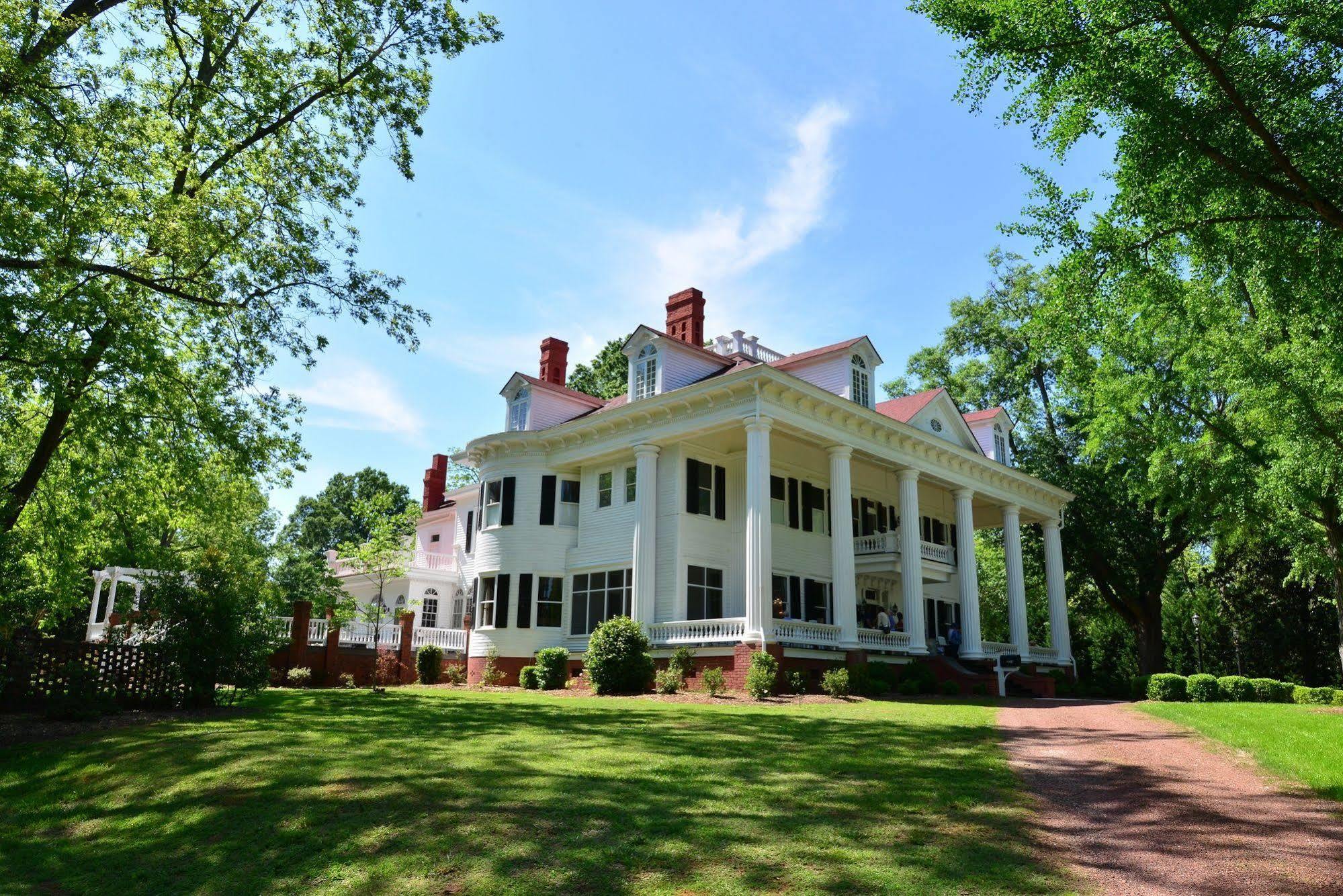 The Twelve Oaks Bed & Breakfast Covington Exterior photo